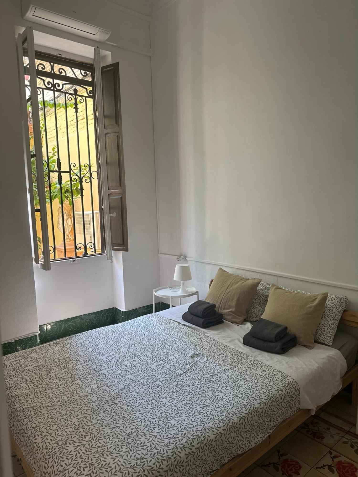 Habitacion Con Bano Privado 1 Cama De Matrimonio Valenza Esterno foto