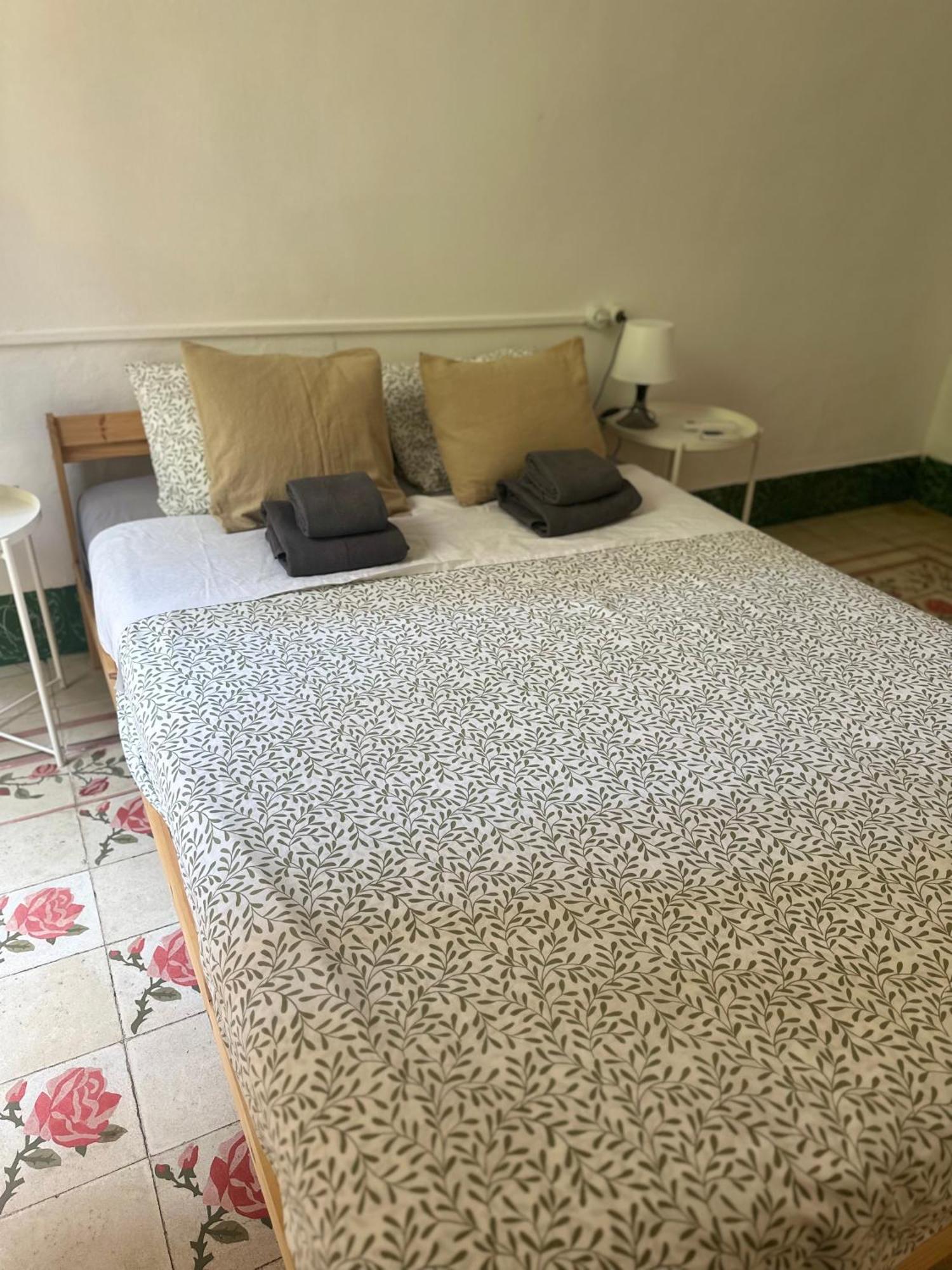 Habitacion Con Bano Privado 1 Cama De Matrimonio Valenza Esterno foto